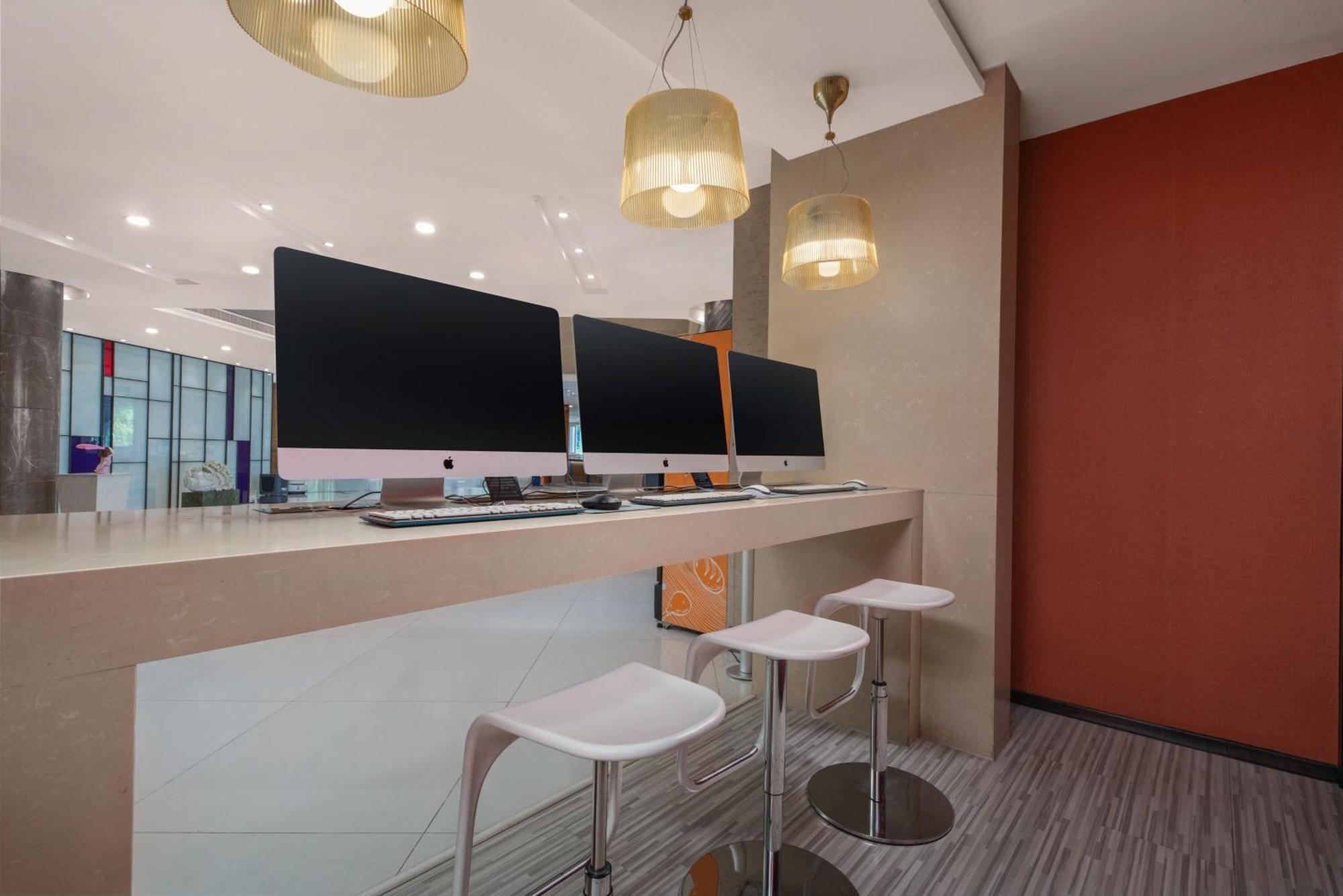 Holiday Inn Express Shangdi Beijing By Ihg L Next To Yuanmingyuan Park & Subway & Qinghe Railway Station & Beijing Sport University L Taxi 15 Minutes To Summer Palace & Peking University & Tsinghua University L 20 Minutes To Badaling Great Wall By Ra Εξωτερικό φωτογραφία
