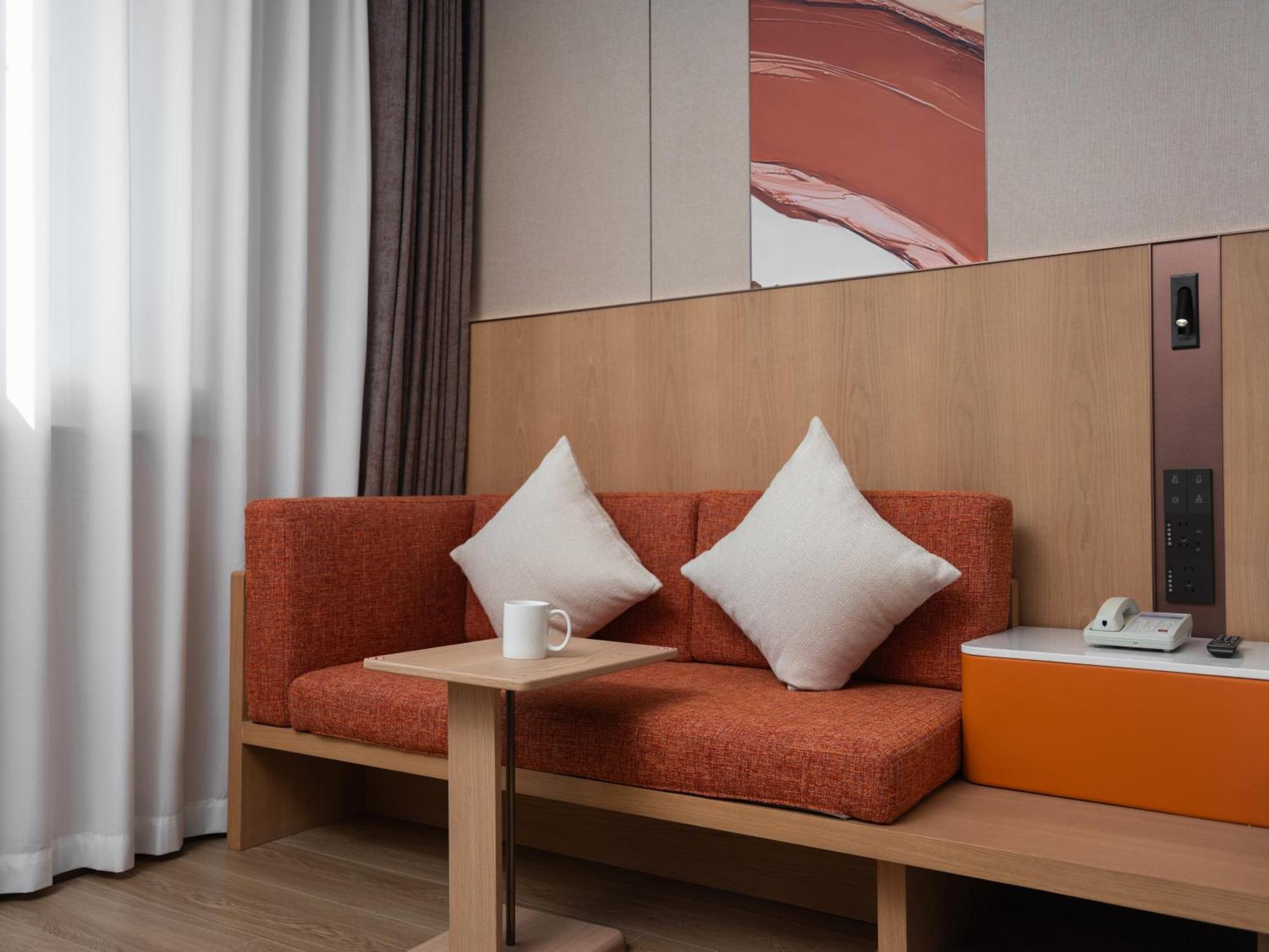 Holiday Inn Express Shangdi Beijing By Ihg L Next To Yuanmingyuan Park & Subway & Qinghe Railway Station & Beijing Sport University L Taxi 15 Minutes To Summer Palace & Peking University & Tsinghua University L 20 Minutes To Badaling Great Wall By Ra Εξωτερικό φωτογραφία